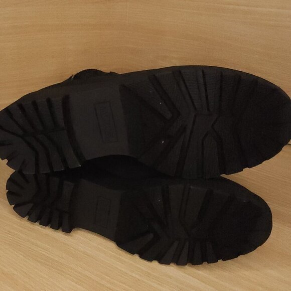 Muk Luks New Black Wedge Heel Lug Sole Ankle Boots 9 - Picture 4 of 7